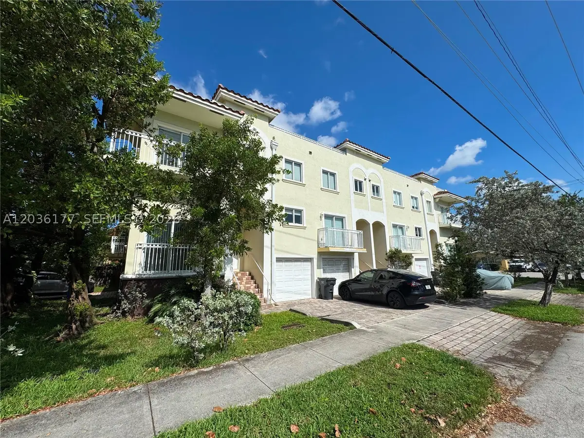 820 N 17th, Hollywood, FL 33020 - #1