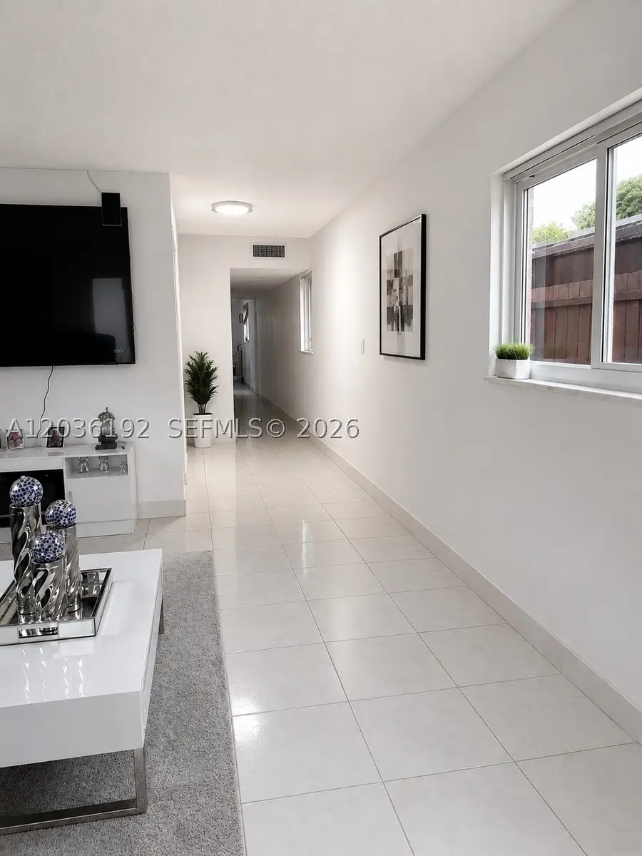 380 W 45th, Hialeah, FL 33012 - #3