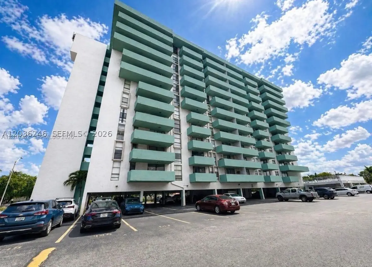 1825 W 44th #1107, Hialeah, FL 33012 - #1