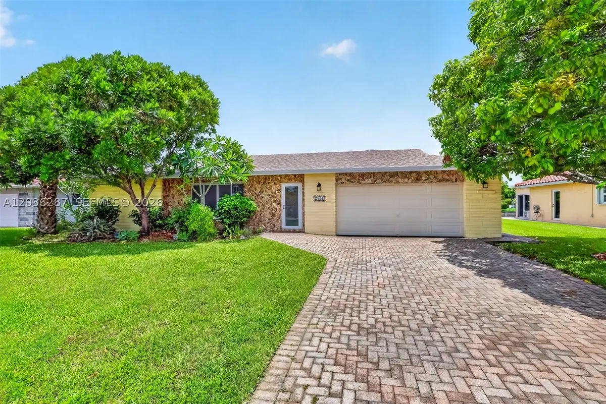 7201 NW 93rd, Tamarac, FL 33321 - #1