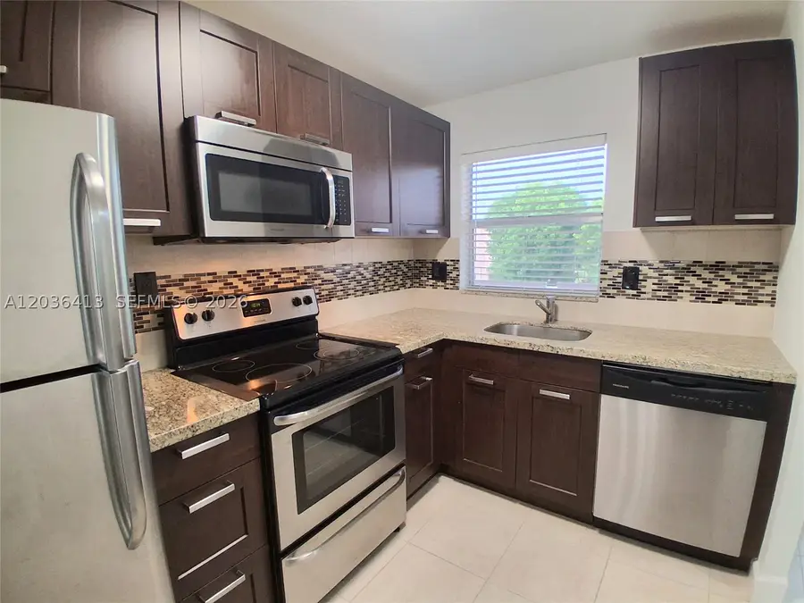 9460 Sunrise Lakes #309, Sunrise, FL 33322 - #3