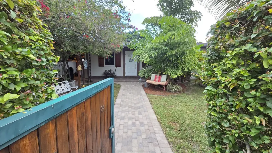3511 SW 105th, Miami, FL 33165 - #2