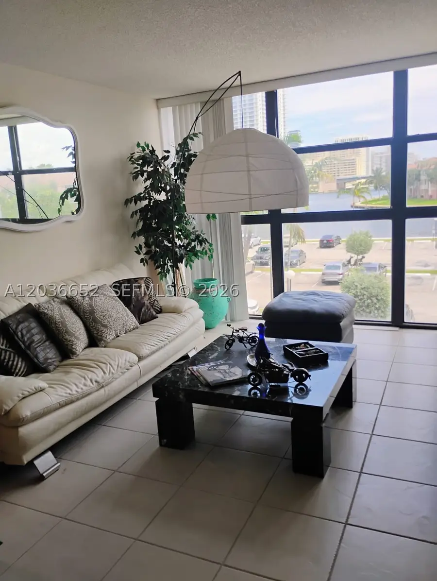 200 Leslie #324, Hallandale, FL 33009 - #2