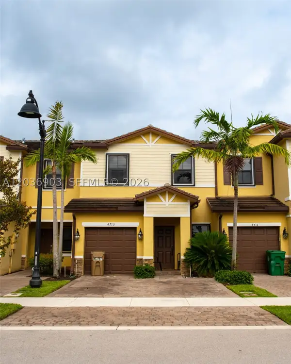 4715 Caspian, Davie, FL 33314