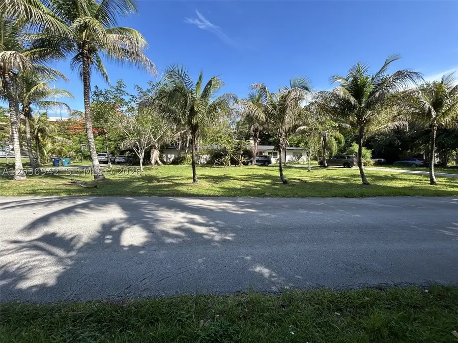 8603 SW 68th St, Miami, FL 33143 - #2