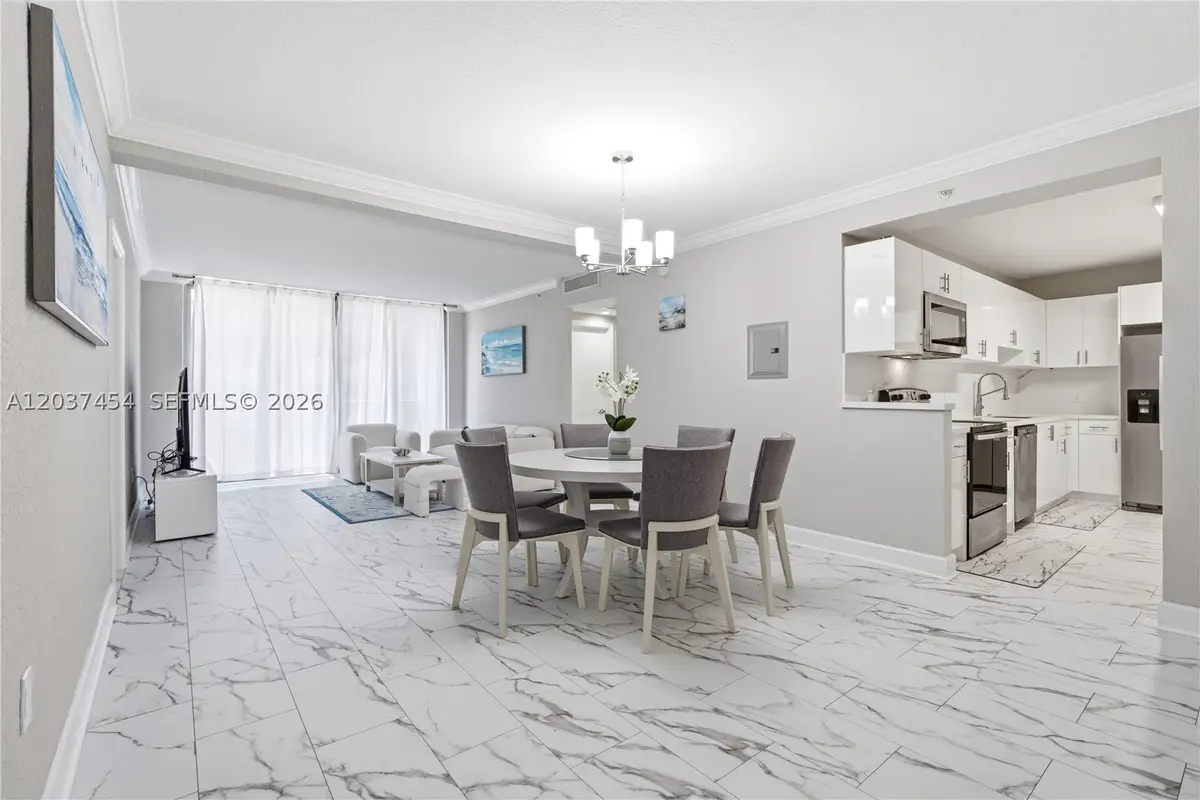 401 69th #313, Miami Beach, FL 33141 - #1