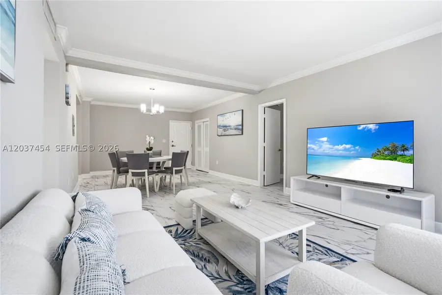 401 69th #313, Miami Beach, FL 33141 - #3