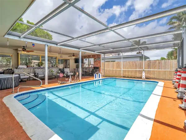 1911 N 53rd, Hollywood, FL 33021