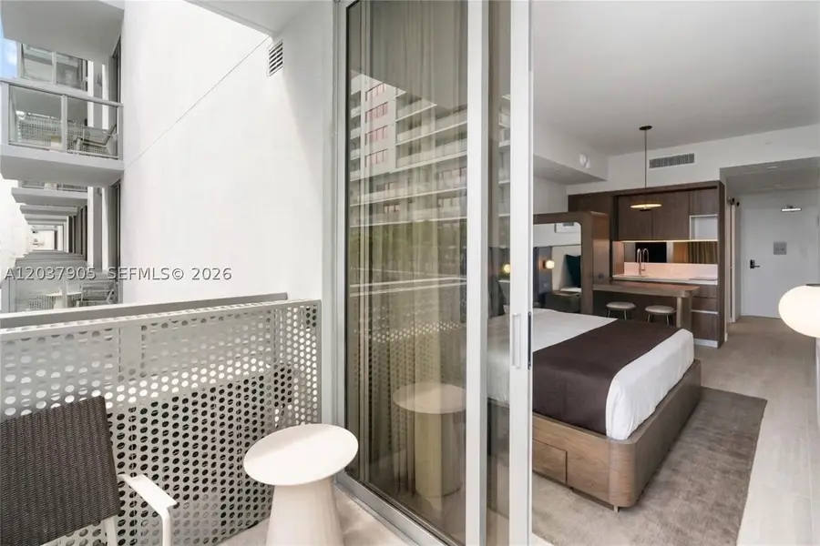 1611 SW 2nd #1005, Miami, FL 33129 - #3