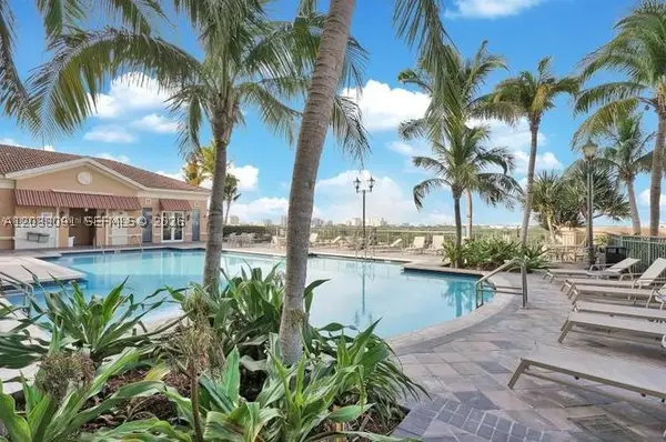 3232 SW 22nd #1510, Miami, FL 33145