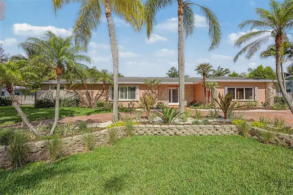 16842 SW 79, Palmetto Bay, FL 33157
