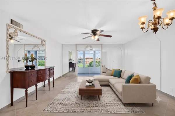 2615 NE 1st #303, Boynton Beach, FL 33435