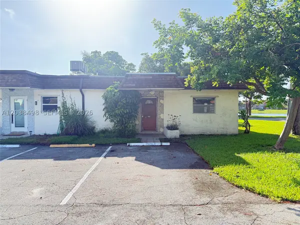 417 SW Natura #A, Deerfield Beach, FL 33441