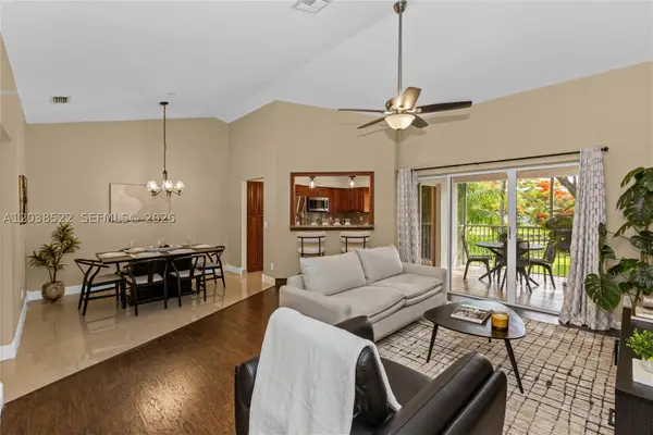 9237 NW 9th #9237, Plantation, FL 33324