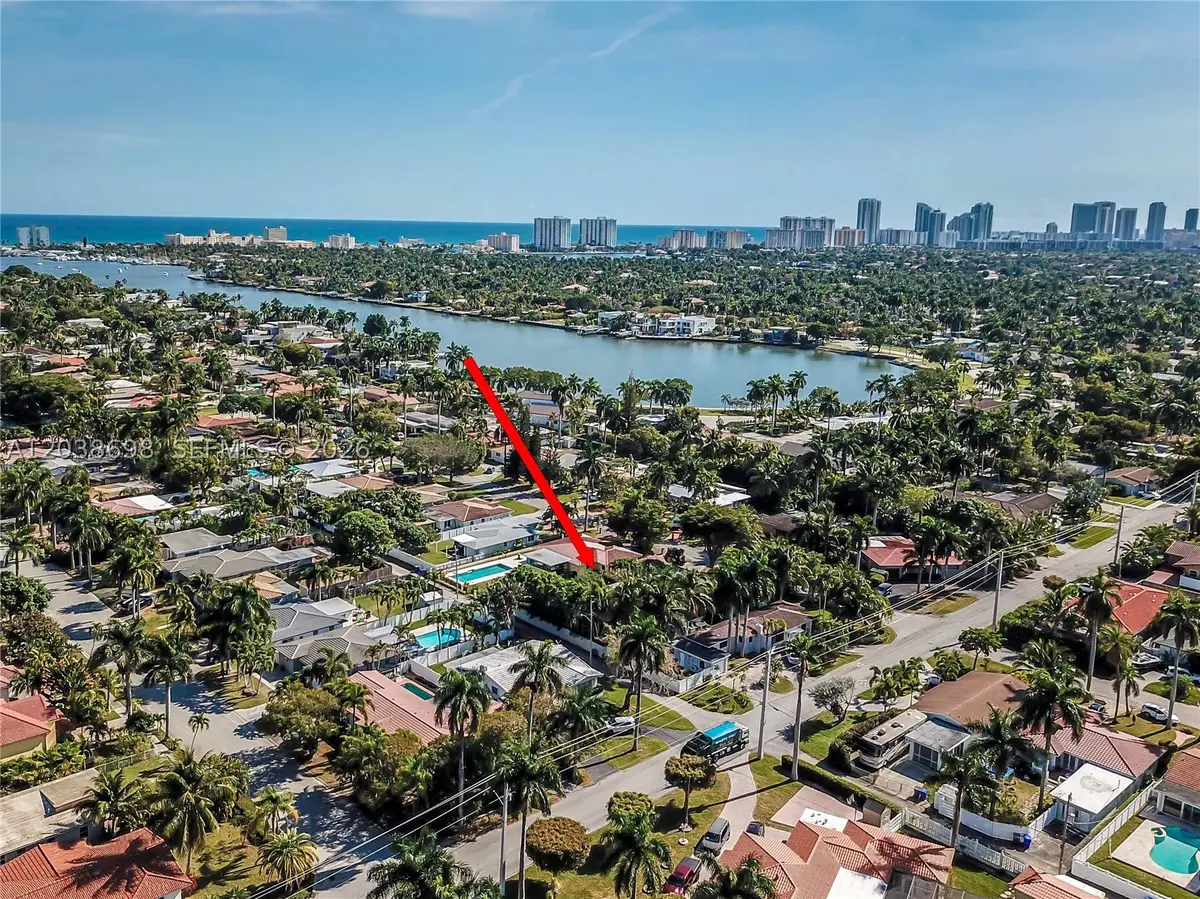 1251 Buchanan, Hollywood, FL 33019 - #1