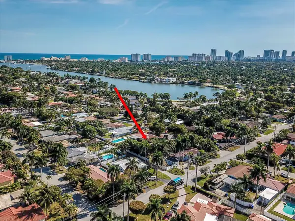 1251 Buchanan, Hollywood, FL 33019
