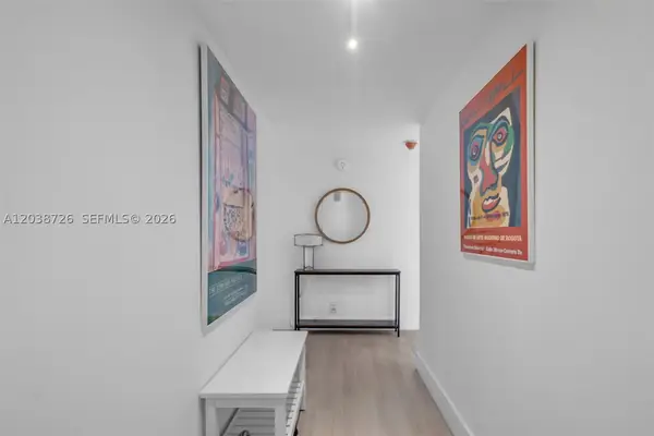 150 Ocean Lane #7C, Key Biscayne, FL 33149