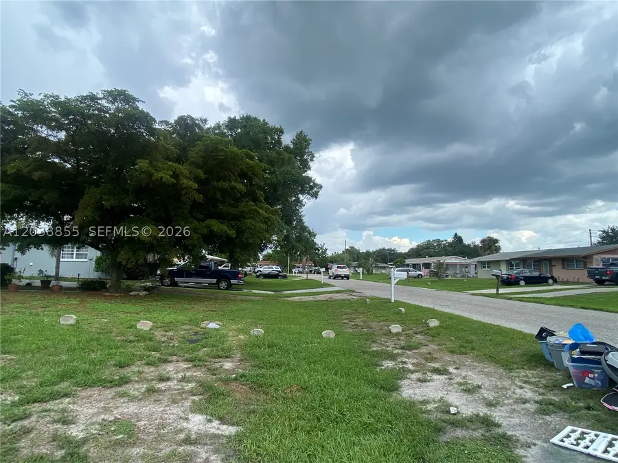 1111 N Vineyard, Lehigh Acres, FL 33936 - #3