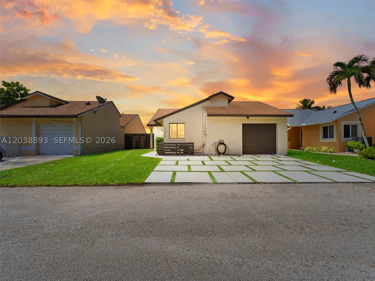 11010 SW 13th, Pembroke Pines, FL 33025 - #1