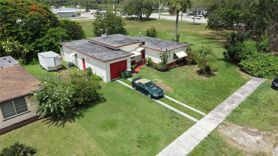 27 NW 18th, Homestead, FL 33030 - #3