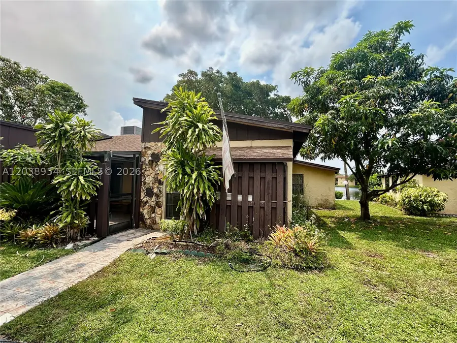 416 Briarwood #2-24, Hollywood, FL 33024 - #2