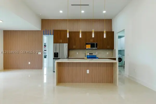 814 Calyton, Lehigh Acres, FL 33972