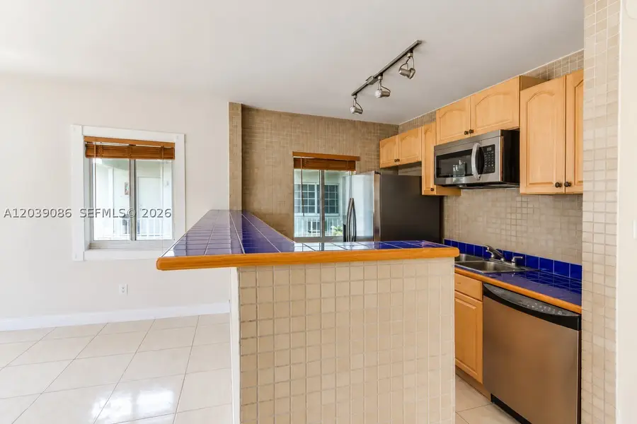 549 Meridian #12, Miami Beach, FL 33139 - #3