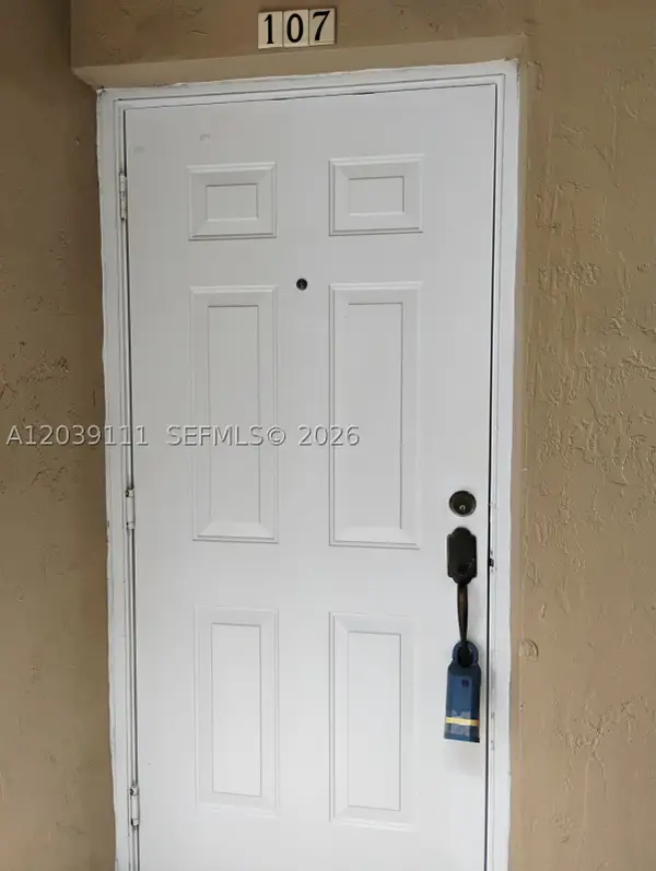 5725 NW 114th #107, Doral, FL 33178