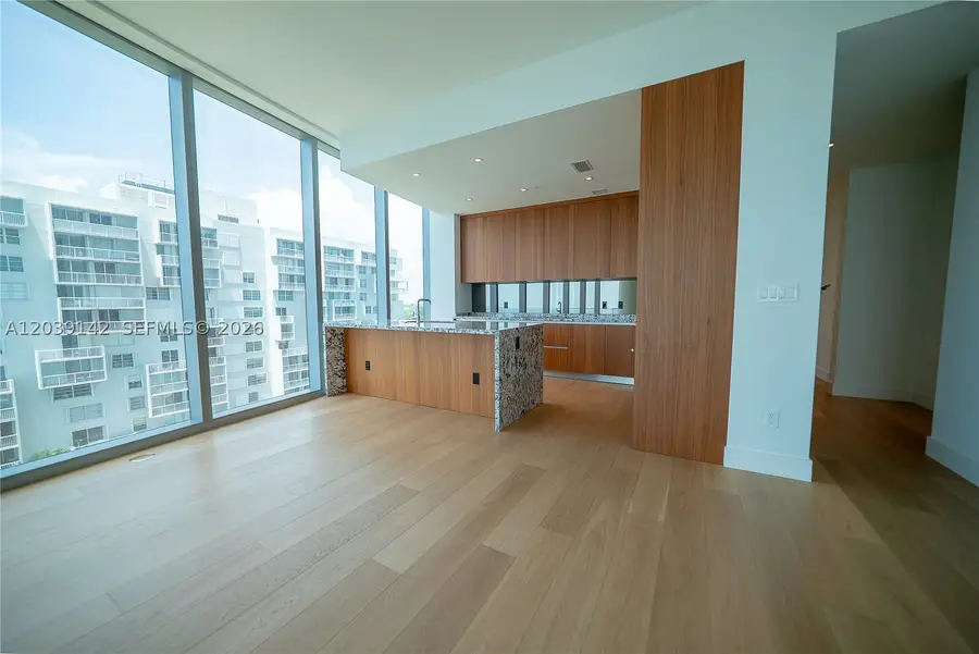 175 SE 25th #702, Miami, FL 33129 - #2