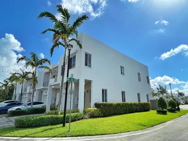 7243 NW 103rd, Doral, FL 33178
