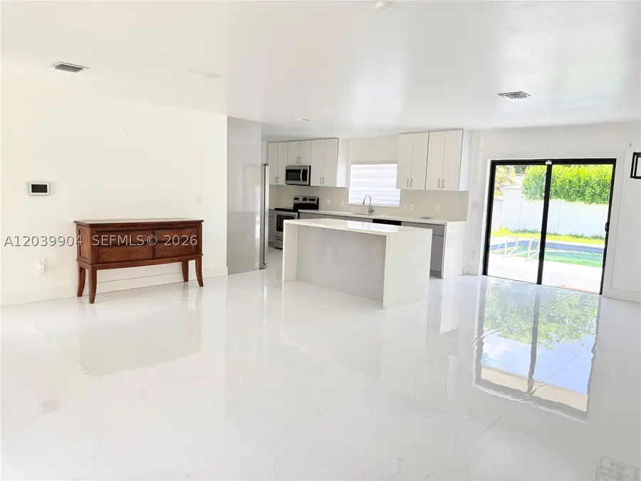 18133 SW 93rd, Palmetto Bay, FL 33157 - #3