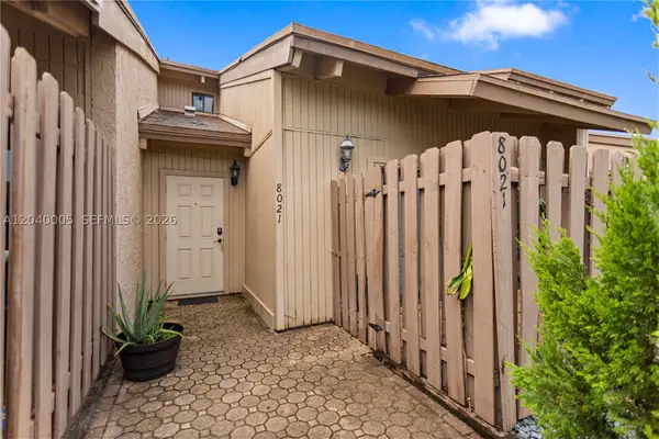 8021 SW 21st, Davie, FL 33324