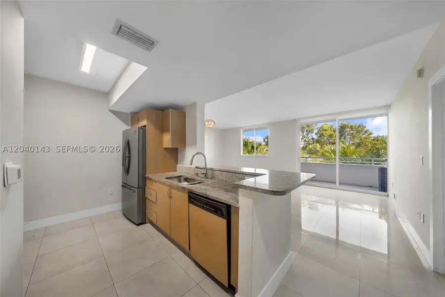 2775 NE 187th #318, Aventura, FL 33180 - #3