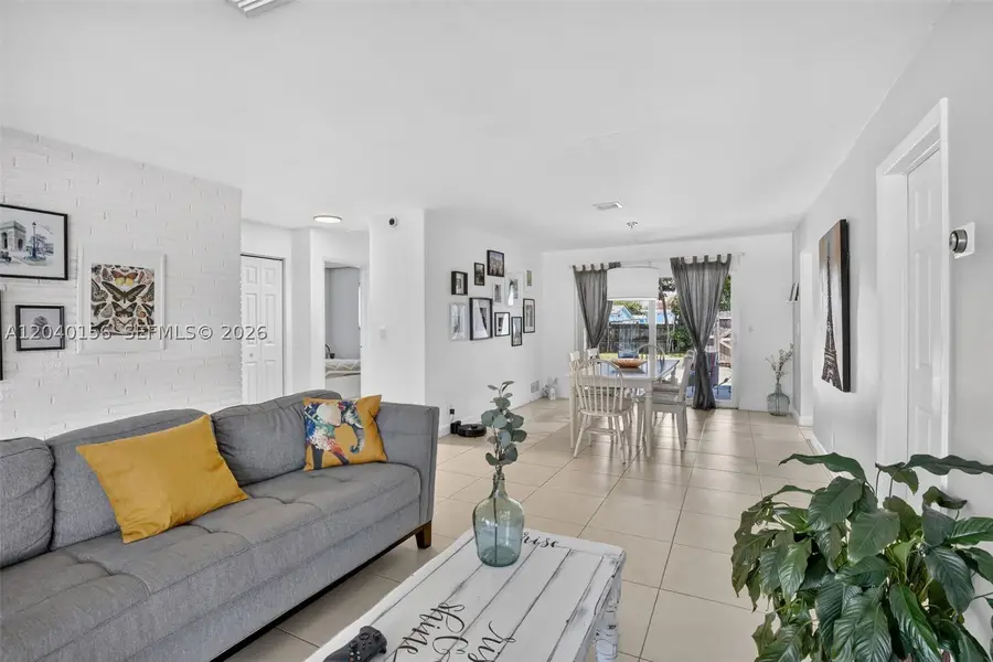 2220 N 40th, Hollywood, FL 33021 - #3