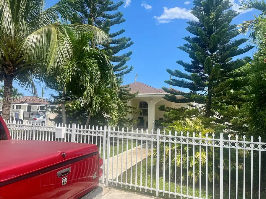 521 NW 32nd, Miami, FL 33125 - #2