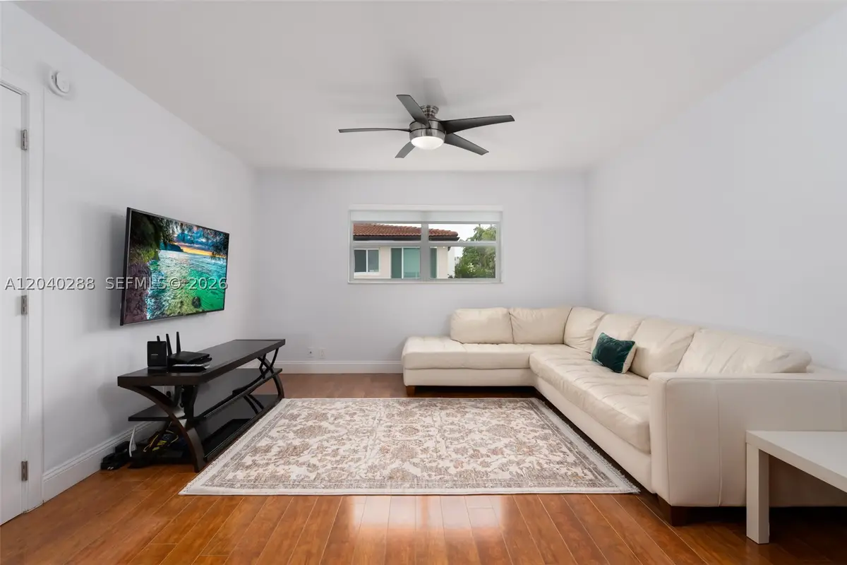 611 NE 14th #206, Fort Lauderdale, FL 33304 - #1
