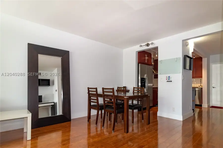 611 NE 14th #206, Fort Lauderdale, FL 33304 - #3