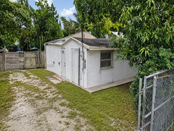 867 NW 109th, Miami, FL 33168