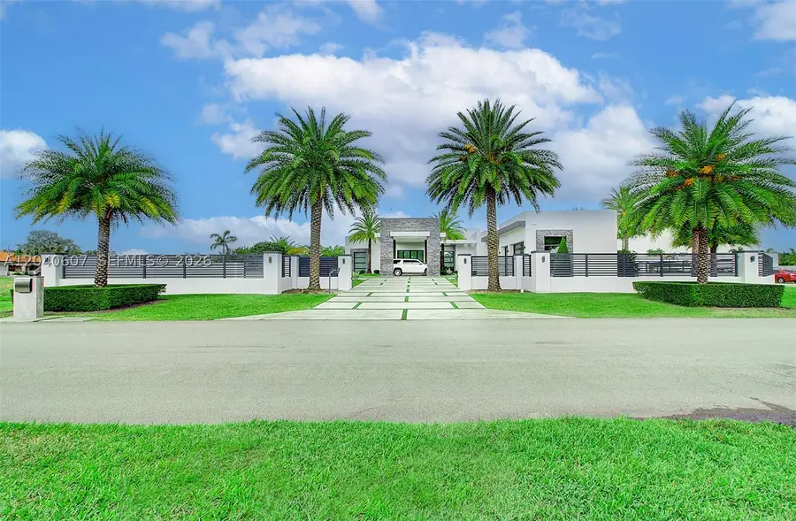13052 NW 102nd, Hialeah Gardens, FL 33018 - #2