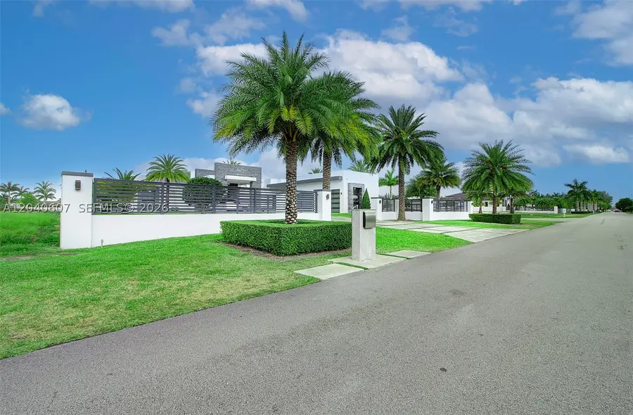 13052 NW 102nd, Hialeah Gardens, FL 33018 - #3