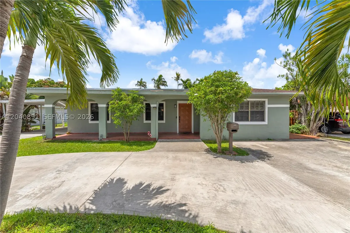 6860 SW 18th, Miami, FL 33155 - #1