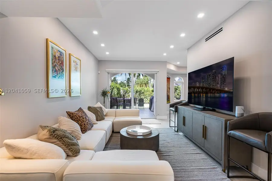 20940 NE 31st, Aventura, FL 33180 - #2