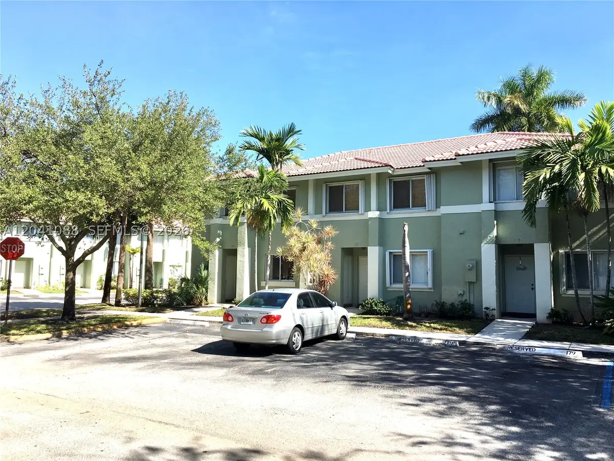 183 Hidden Ct #F-33, Hollywood, FL 33023 - #1