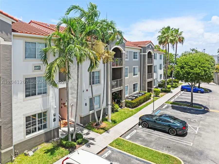 6861 SW 44th #202, Miami, FL 33155 - #2