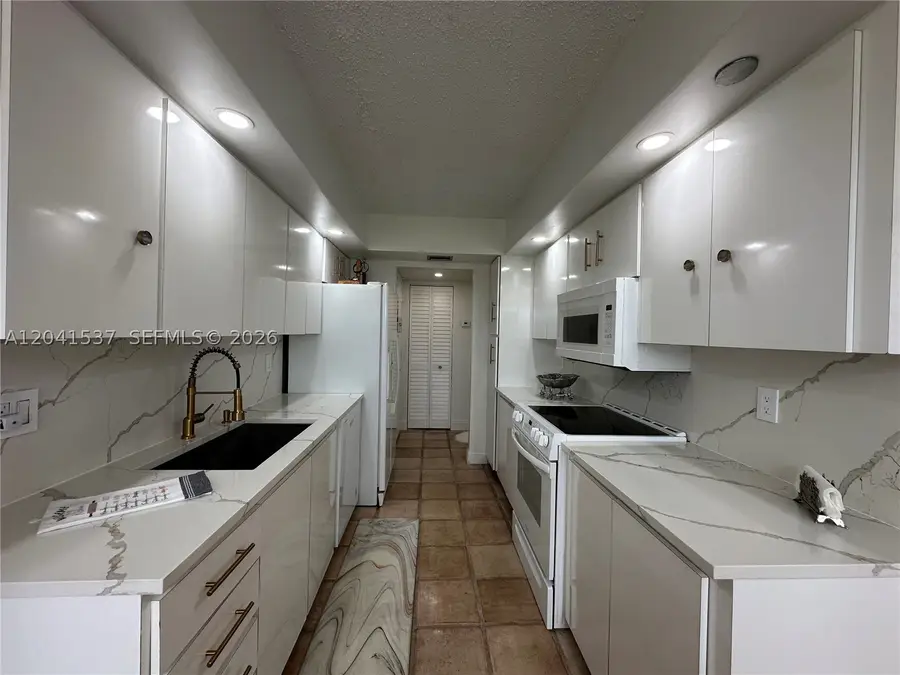 1200 Saint Charles #618, Pembroke Pines, FL 33026 - #2