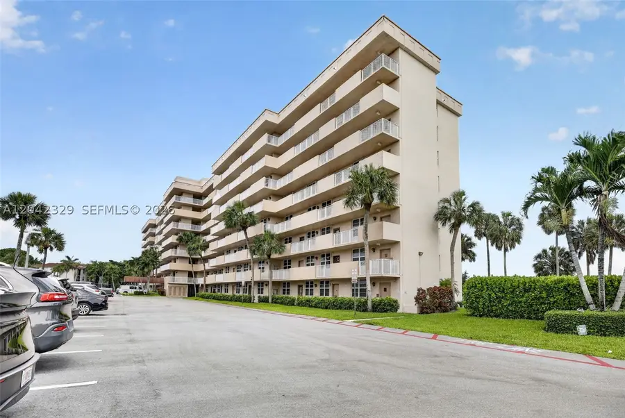 250 Jacaranda #411, Plantation, FL 33324 - #2