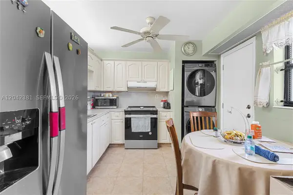 1800 W 54th #209, Hialeah, FL 33012