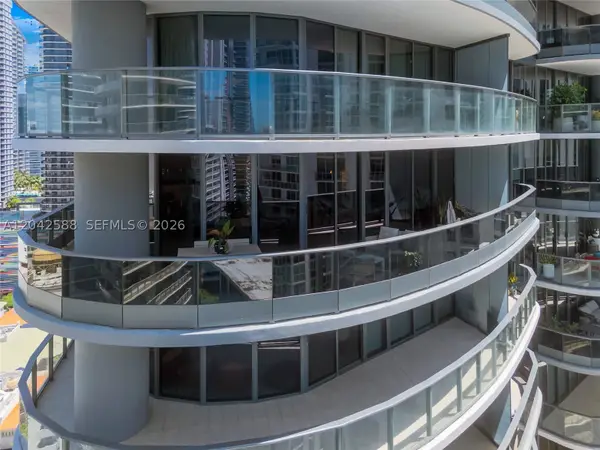 1000 Brickell #2402, Miami, FL 33131
