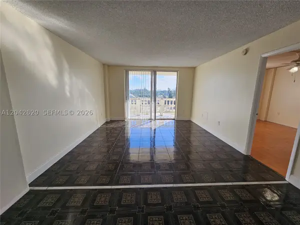 15600 NW 7th #704, Miami, FL 33169
