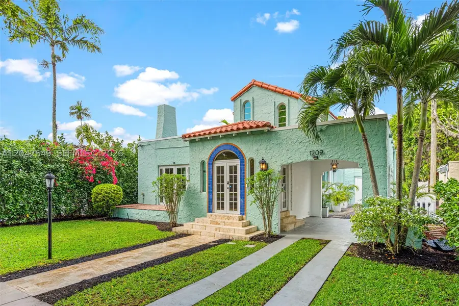 1209 La Mancha, Coral Gables, FL 33134 - #2